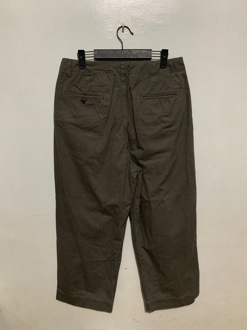 a.blue Garments Wide Pleated Trouser (Category: Trousers) located in Quezon. Submitted by 4301Garms (Listing ID 1383776735, Image 2). Description: A.blue Garments New York Wide Pleated Trouser Medium Waist 31 Length 36" Inseam 23.5" Front rise 14" Back rise 16.5" Thigh 14.5" Knee 11.5" Leg opening 9" Excellent condition 500 Engineered Garments Aspesi.