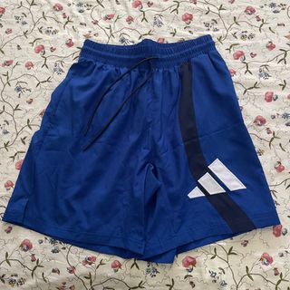 (Category: ) located in . Submitted by Imz_closet (Listing ID 1383677430, Image 1). Description: .