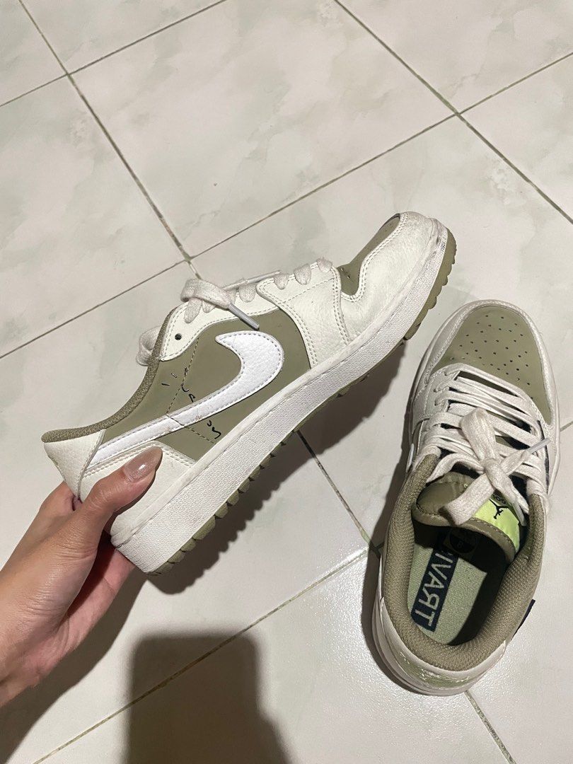 Air Jordan 1 Low Golf x Travis Scott (Category: Sneakers) located in Caloocan City. Submitted by mjolnirr (Listing ID 1383774935, Image 3). Description: Class A.