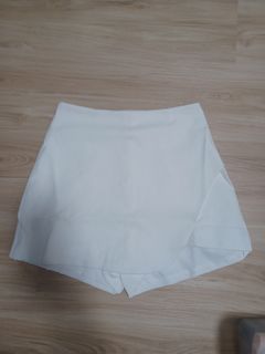 (Category: ) located in . Submitted by 94gohwanfei (Listing ID 1383813555, Image 1). Description: .