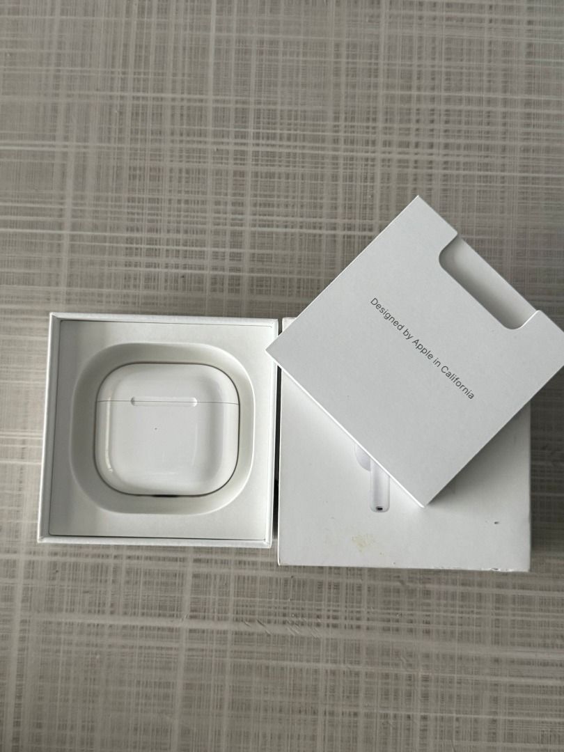 Apple AirPods 4 with Active Noise Cancellation63232115528706114