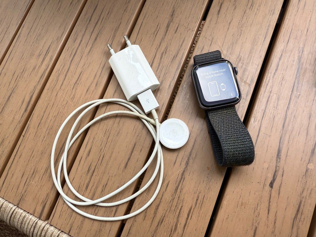 Apple Watch Series Nike version GPS 44mm space grey with genuine