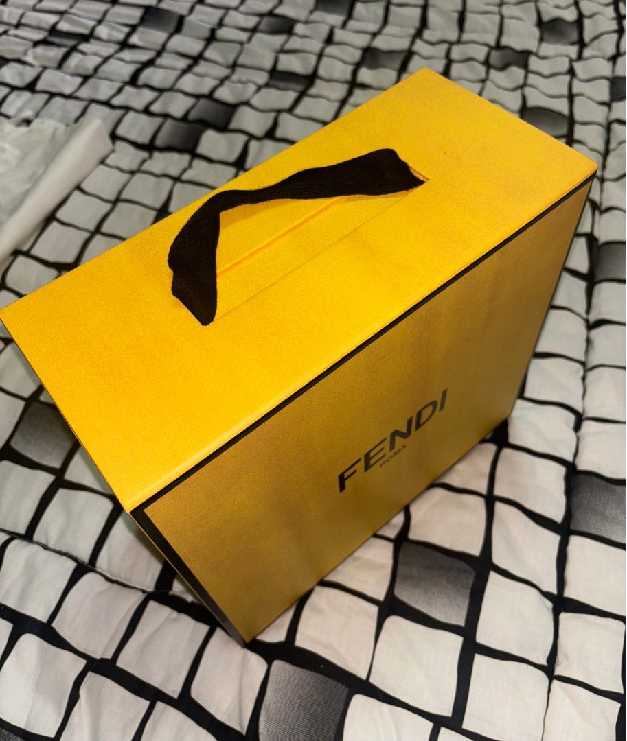 Authentic Fendi Magnetic Box (Category: Luxury Bags & Wallets) located in Manila. Submitted by nikashoppe (Listing ID 1383735837, Image 2). Description: authentic fendi magnetic box - authentic & magnetic - see pics - dm for exact size.