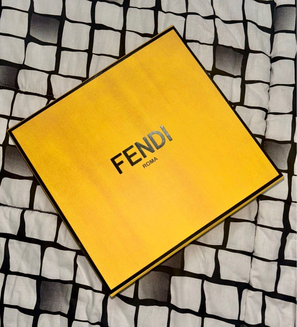 Authentic Fendi Magnetic Box (Category: Luxury Bags & Wallets) located in Manila. Submitted by nikashoppe (Listing ID 1383735837, Image 1). Description: authentic fendi magnetic box - authentic & magnetic - see pics - dm for exact size.
