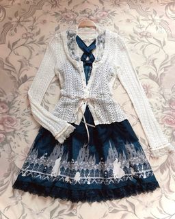 (Kategori: ) berada di . Dikirim oleh moony.palette (ID iklan 1383698784, Gambar 1). Deskripsi: .