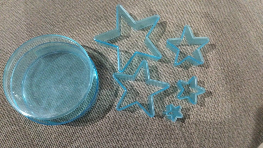 Baking Kitchen Tools Cutter Pastries Accs Ateco US (Category: Bakeware) located in Marikina City. Submitted by PickClickShip (Listing ID 1383818802, Image 3). Description: ATECO Baking Tools Kitchen Dough Chocolate Cutter Curler item #1 ATECO 5-piece Plain Star Cutter set @ P750 set A cutter that allows you to make fun goodies. Ideal for cutting pastry dough, fondant, gum paste with consistent. Sizes from 4.5-5 1/2". Made from Abs plastic. Comes 