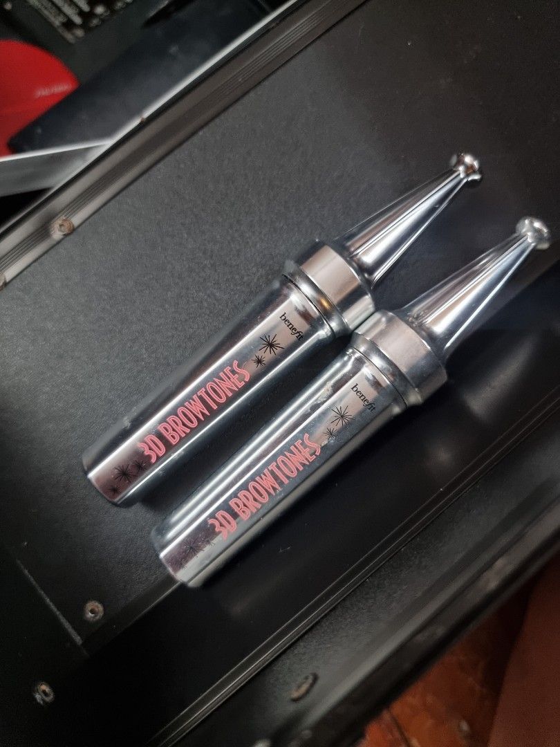 Benefit 3D browtones shade 02 (Category: Makeup) located in Pasay City. Submitted by bejwled (Listing ID 1383783836, Image 1). Description: Benefit 3D browtones - subtle brow enhancing highlights condition: brand new. never used shade: 02 price is only for 1pc. I have 2 Pcs available. can give a bundle discount if getting both. 100% guaranteed authentic. location: Makati Shipping via lalamove/grab or LBC. you can also pick up the item at Magallan