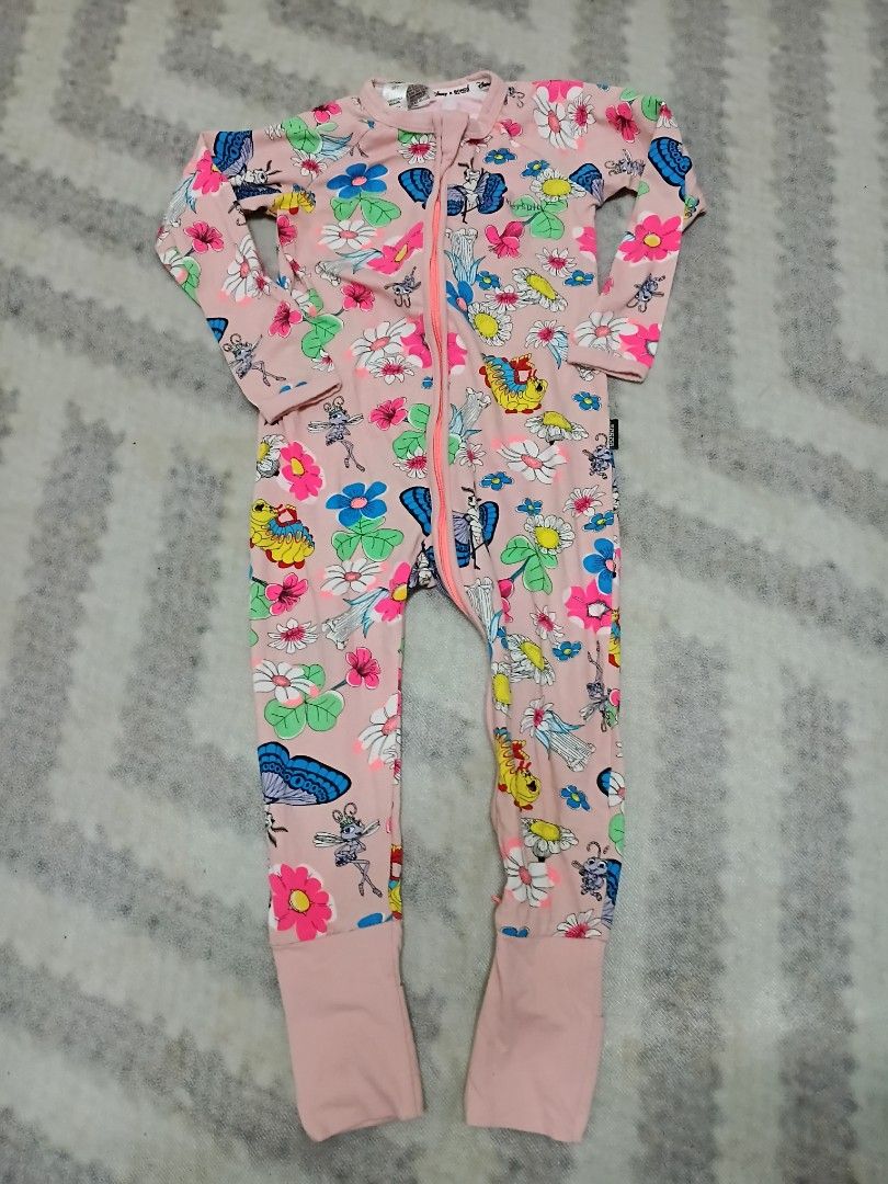 BONDS x DISNEY WONDERSUIT (Category: Babies & Kids Fashion) located in Kuala Lumpur. Submitted by prelovedshazzross (Listing ID 1383792751, Image 1). Description: size 18-24 months no nego.