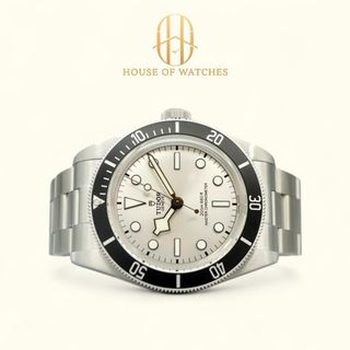 (Category: ) located in . Submitted by houseofwatches.sg (Listing ID 1383705497, Image 1). Description: .