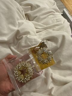 (Kategori: ) berada di . Dikirim oleh ibu.cuan.preloved (ID iklan 1383835436, Gambar 1). Deskripsi: .