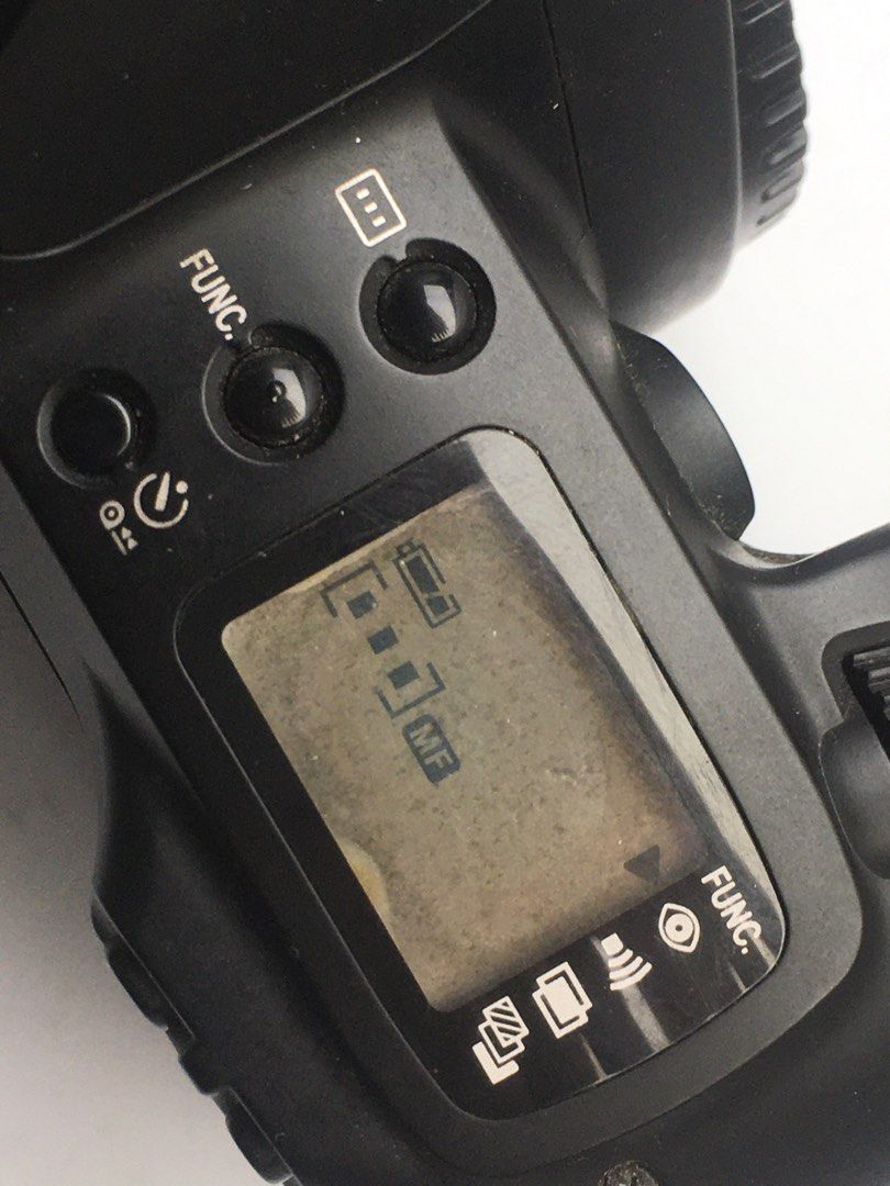 Canon EOS rebel G film camera (Category: Video Cameras) located in Las Pinas. Submitted by film101 (Listing ID 1383755265, Image 3). Description: Canon EOS REBEL G FrOm 1996 edn Lightweight film camera Fully functional camera Run by 2 pcs CR123A batt Inclusion canon straps Msg me if interested .