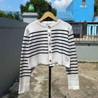 (Kategori: ) berada di . Dikirim oleh zulfinabilaa (ID iklan 1383685701, Gambar 1). Deskripsi: .