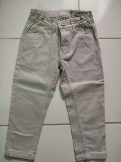 (Kategori: ) berada di . Dikirim oleh preloved_tie (ID iklan 1383737549, Gambar 1). Deskripsi: .