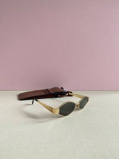 (Kategori: ) berada di . Dikirim oleh dipsluxury (ID iklan 1383820842, Gambar 1). Deskripsi: .