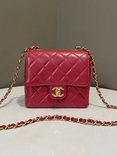 (Category: ) located in . Submitted by lovelotsluxury (Listing ID 1383782106, Image 1). Description: .