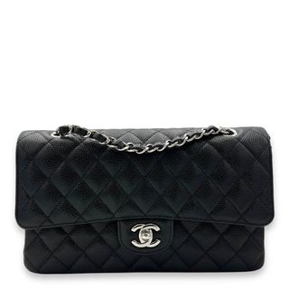 (Category: ) located in . Submitted by carousellluxury (Listing ID 1374434331, Image 1). Description: .