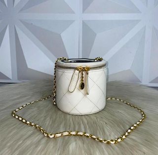 (Kategori: ) berada di . Dikirim oleh bagsie.vibe (ID iklan 1383678989, Gambar 1). Deskripsi: .