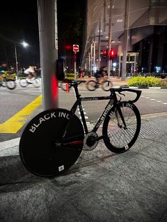 (Category: ) located in . Submitted by smellybikes (Listing ID 1381649025, Image 1). Description: .