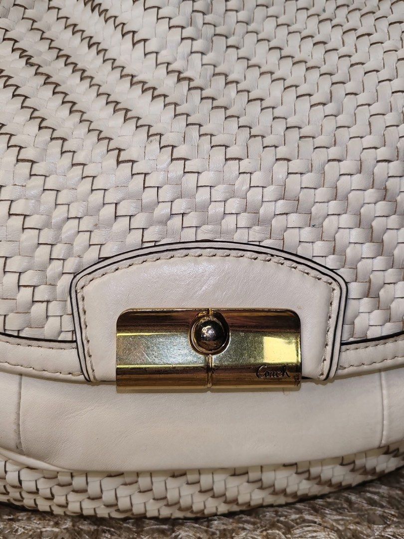 COACH Kristin Ivory Woven Bag (Category: Luxury Bags & Wallets) located in Iligan City. Submitted by ileganteph (Listing ID 1383820044, Image 3). Description: Good Condition No major flaws Coach Hardwares With Jelly Tag With Creed.