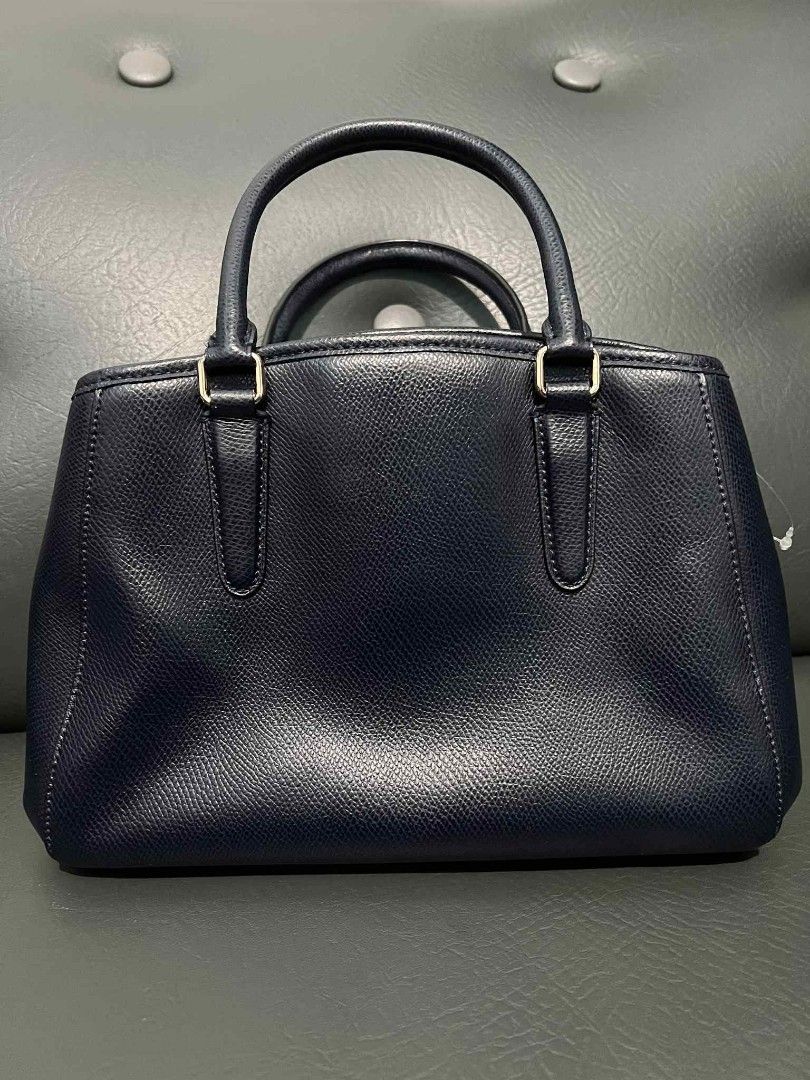 Coach Mini Sage (Category: Luxury Bags & Wallets) located in Quezon City. Submitted by all_for_love (Listing ID 1382677123, Image 2). Description: Coach Mini Sage preloved ang pretty nito!! ☺️.