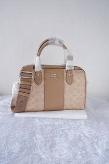 (Kategori: ) berada di . Dikirim oleh mypreloved1819 (ID iklan 1383854641, Gambar 1). Deskripsi: .