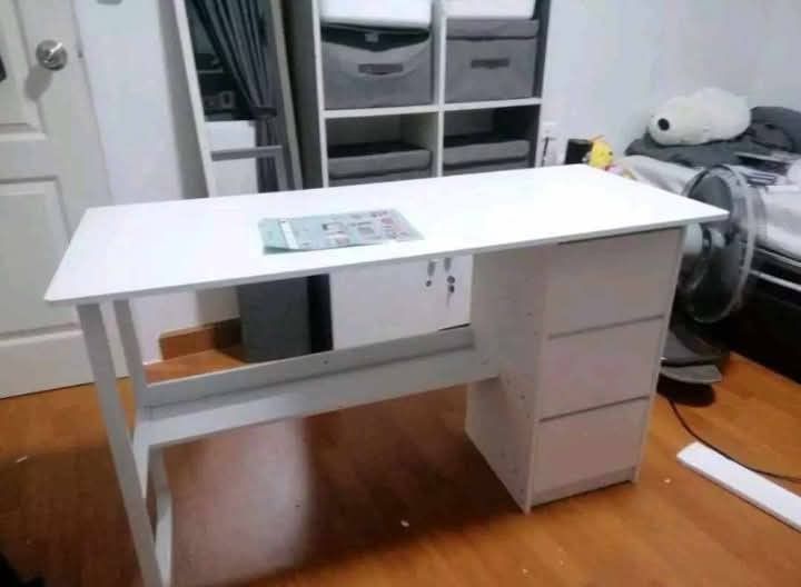 Computer Table Steel Base (Category: Tables & Sets) located in Manila. Submitted by redonlineshop (Listing ID 1383857387, Image 1). Description: Computer Table Steel Base ₱2000 Size:120x50x73cm 🎨White 🎨 Maple ₱1900 Size:100x50x73cm 🎨White ON HAND BRAND NEW Mode of Payment: Gcash,COD Same day delivery + Delivery Fee.
