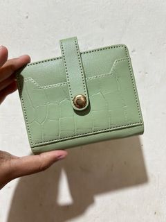 (Kategori: ) berada di . Dikirim oleh finans.preloved (ID iklan 1383775503, Gambar 1). Deskripsi: .