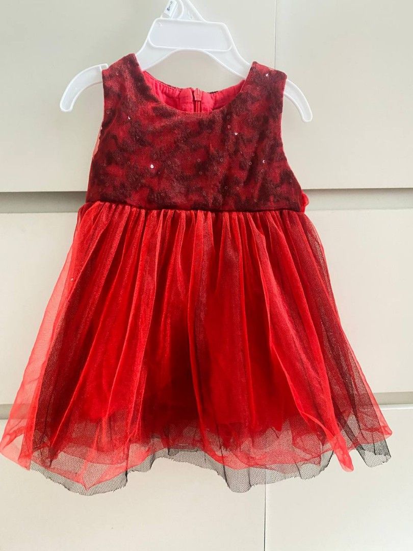 Dress maroon (Category: Babies & Kids Fashion) located in Johor Bahru. Submitted by balqisdurr25304 (Listing ID 1383685523, Image 1). Description: tag 1218 tapi 12m dah ngam pakai.