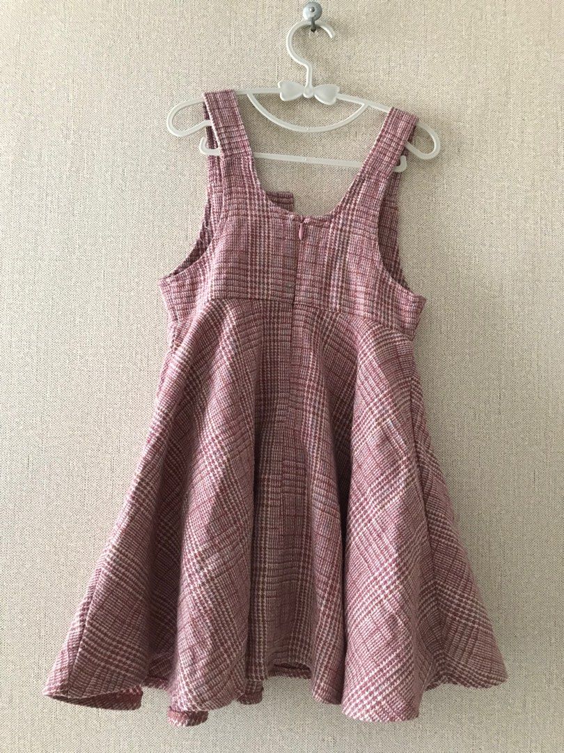 Dress Tweed Anak (Kategori: 1 hingga 3 tahun) berada di Surabaya. Dikirim oleh shabby_r77aa (ID iklan 1383850148, Gambar 2). Deskripsi: Like new Tag 110.