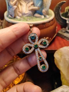 (Category: ) located in . Submitted by vintagetreasures2222 (Listing ID 1383768068, Image 1). Description: .