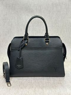 (Kategori: ) berada di . Dikirim oleh brandedboutiquez (ID iklan 1383684554, Gambar 1). Deskripsi: .