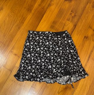 (Category: ) located in . Submitted by justsomeclothes (Listing ID 1383818942, Image 1). Description: .