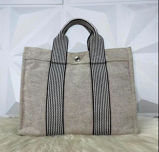 (Kategori: ) berada di . Dikirim oleh bagsie.vintage (ID iklan 1383712008, Gambar 1). Deskripsi: .