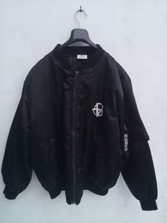 (Kategori: ) berada di . Dikirim oleh lemari__thrift (ID iklan 1383783401, Gambar 1). Deskripsi: .