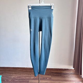 (Kategori: ) berada di . Dikirim oleh annisarassya (ID iklan 1383671247, Gambar 1). Deskripsi: .