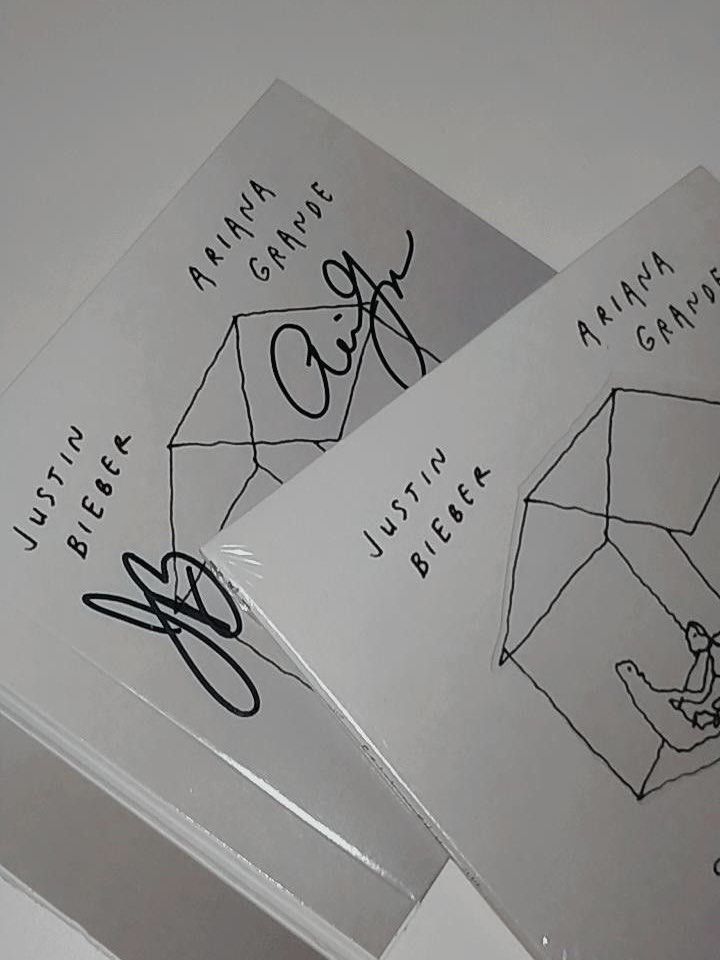 LOOKING FOR: Ariana Grande, Justin Bieber “Stuck With U” Signed CD (Category: CDs & DVDs) located in San Mateo. Submitted by arianagrandey (Listing ID 1383794859, Image 1). Description: message me your offers.