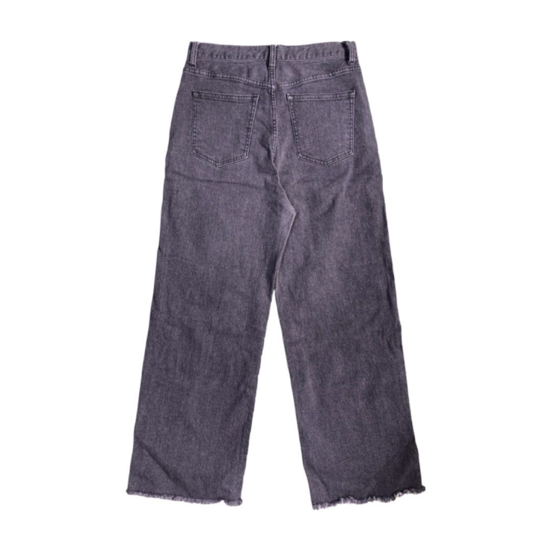 lowrys farm wide leg raw hem jeans (Category: Jeans) located in Calamba. Submitted by bearytired (Listing ID 1383748056, Image 2). Description: color varies due to lighting dm for more photos from japan color: dark gray waist: 26-27 length: 37 tags: uniqlo gu.