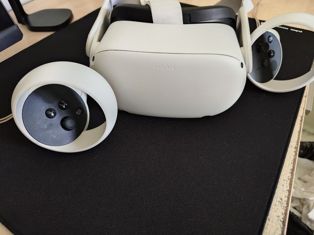 META QUEST 2 128GB USED (Category: Virtual Reality) located in Pulau Langkawi. Submitted by redcoco20072100 (Listing ID 1383696070, Image 1). Description: Bought last year August, used almost one year already, only defect is the left controller started to drift but everything else is fine, the LENS and straps everything okay. Controller should be able to fix with simple WD spray. Recommend for those who just want to start out with VR but doesn't 