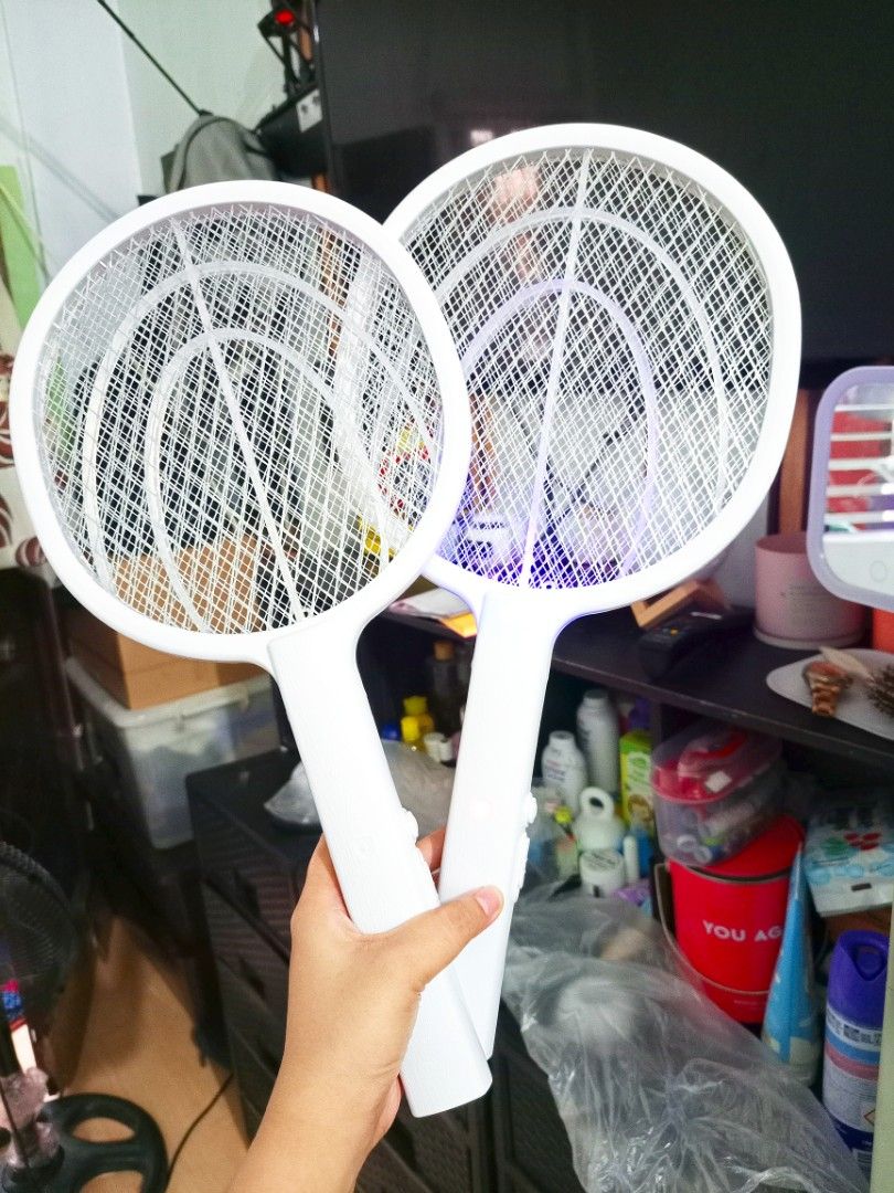 Mosquito insect swatter (Category: Insect Repellents) located in Manila. Submitted by ajonlinesh55809 (Listing ID 1383676964, Image 2). Description: mosquito swatter 280 only available onhand same day delivery just pm me.😊.