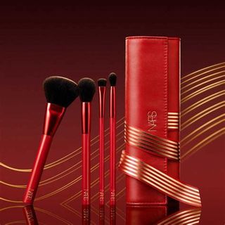 由 makeup3388 (刊登 ID 1383840139，圖片 1) 提交，位於 的 (類別：)，說明：。