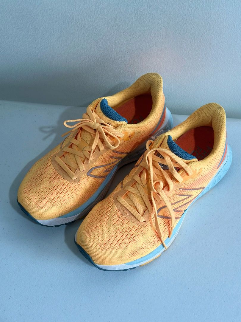 NEW BALANCE Sneakers shoes (Category: Sneakers) located in Quezon City. Submitted by paulinetyn63243 (Listing ID 1383778573, Image 1). Description: BRAND NEW New Balance Sneakers Original Store Bought Size 7US 6.5UK 40EU 25JPN RFS Wrong Size Delivery shouldered by buyer. .