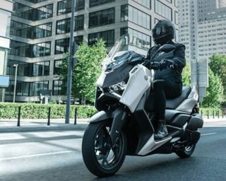 (Category: ) located in . Submitted by loois_motor_enterprise (Listing ID 1383694176, Image 1). Description: .