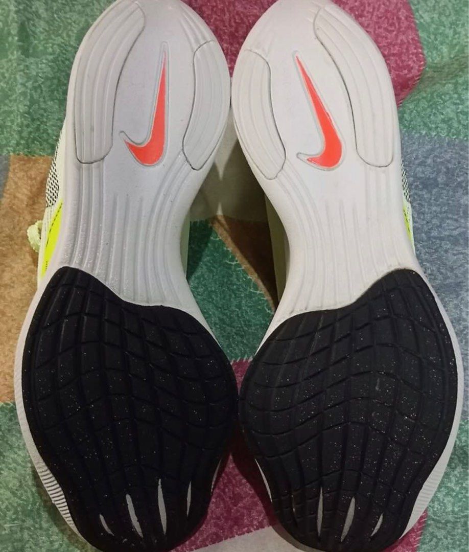 Nike ZoomX Vaporfly Next % 2 Barely Volt Yellow (Category: Sneakers) located in Iloilo. Submitted by mintmovement.co (Listing ID 1383846418, Image 3). Description: Barely used as my feet cant get used to this kind of bouncy feel-a few flaws- please refer to the photos posted. Selling low. You can just get it repaired. *not sure about the authenticity as I bought it here from Carousell as well [Will add some freebies too!].