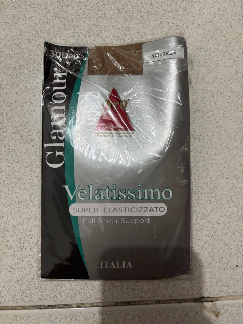 Oro Velatissimo Hose (Naturalle Shade) (Category: Undergarments & Loungewear) located in Caloocan City. Submitted by sam018 (Listing ID 1383847663, Image 2). Description: Oro Velatissimo Hose (Naturalle Shade) 🧦 Price: ₱149 (negotiable) ✔️ Brand new, never used ✔️ One size fits all ✔️ Elegant and comfortable hosiery, perfect for any occasion 🧺 Decluttering sale! 📩 Message me if interested..