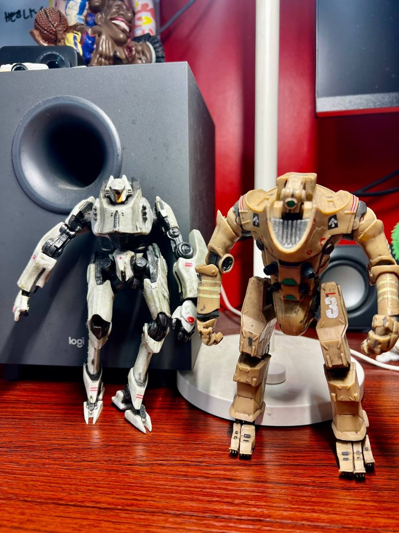 Pacific Rim Robots (Set ASIS), Hobbies & Toys, Toys & Games on Carousell