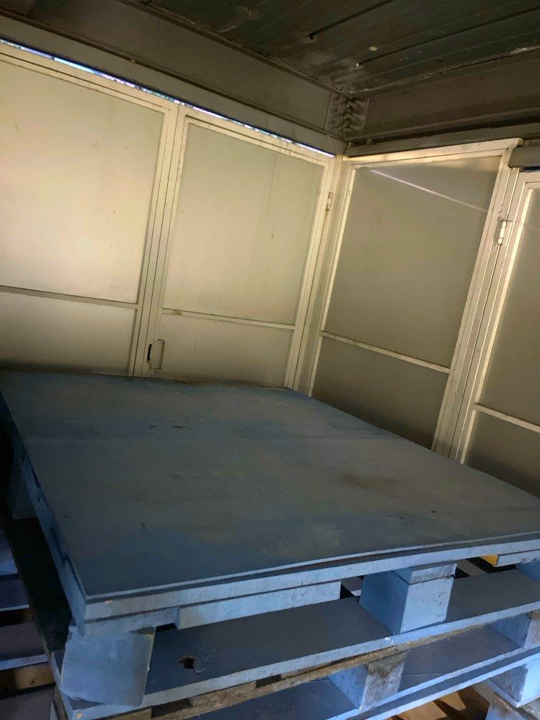 Pallets (Category: Other Home Furniture) located in Petaling Jaya. Submitted by bamboofuchsia (Listing ID 1383785324, Image 3). Description: SIZE : approx. 4’ x 4’ x 0.5’ Price negotiable if take all. .