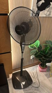 (Category: ) located in . Submitted by aprilk7 (Listing ID 1383799915, Image 1). Description: .