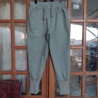 (Kategori: ) berada di . Dikirim oleh royke_weley (ID iklan 1383808419, Gambar 1). Deskripsi: .