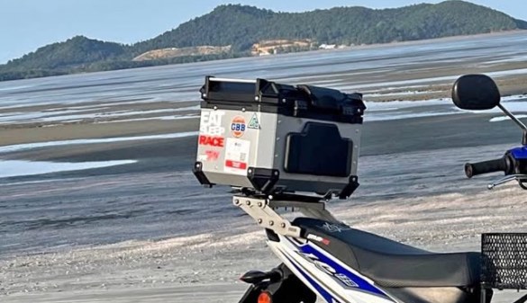 rack param+box njx, Motorbikes on Carousell