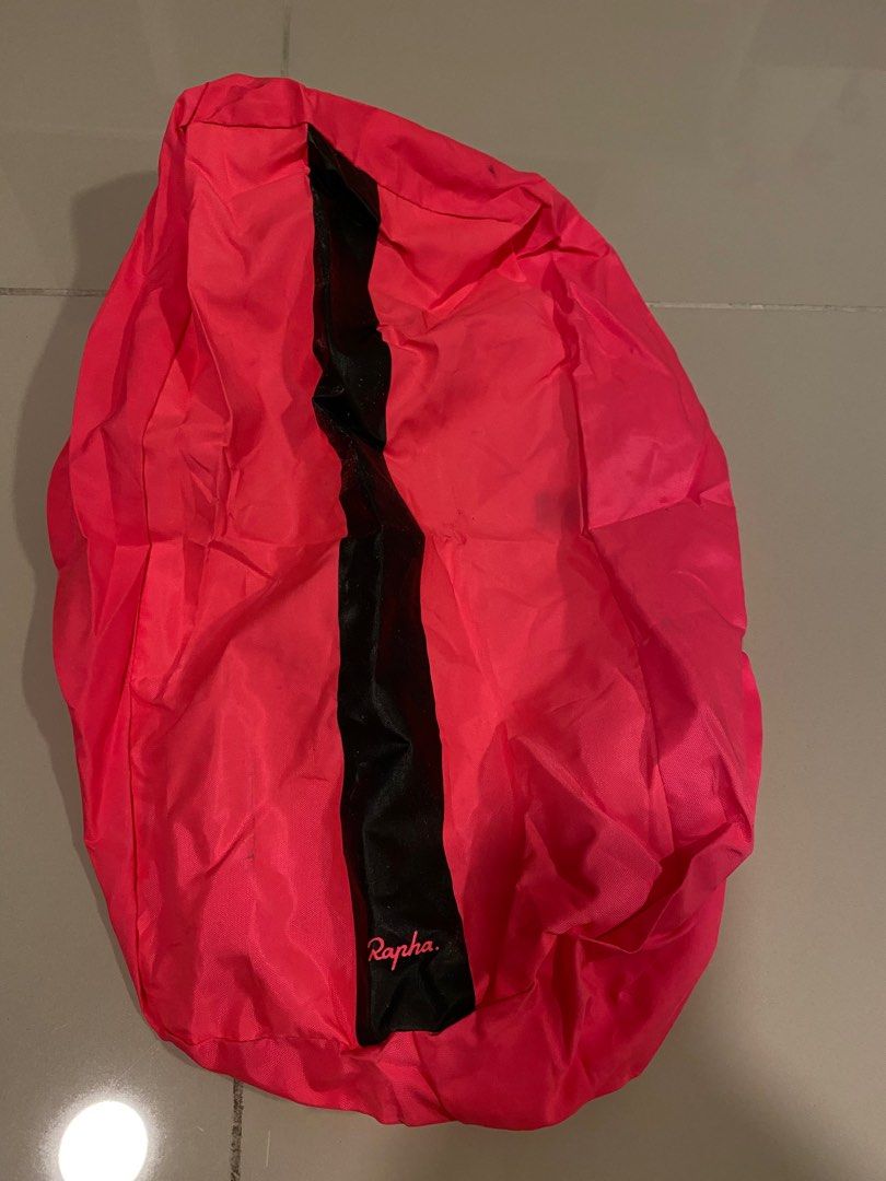 Rapha Backpack Raincoat (Category: Backpacks) located in Kuala Lumpur. Submitted by mama_millipede (Listing ID 1383846217, Image 1). Description: Raincoat for Rapha Laptop Backpack. Brand new never been used. Suitable for backpck of 20L..